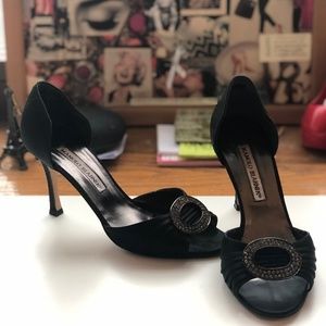 HP✨Manolo Blahnik Crystal d'Orsay Sandal